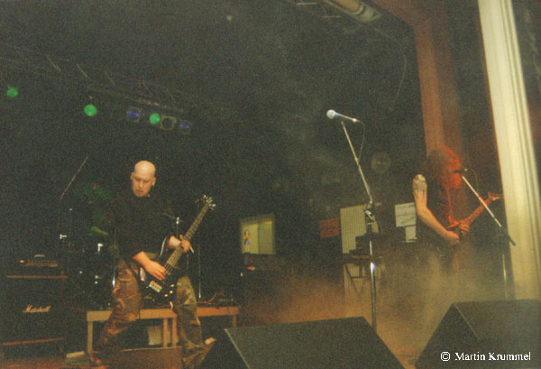 Band002