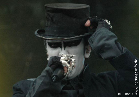 Gothminister-005