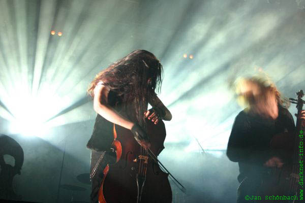 04_Apocalyptica_12